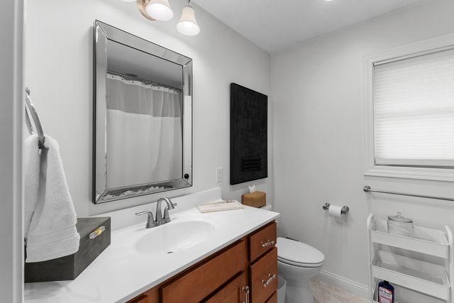 6130 Mississippi Avenue, Davenport, IA 52807