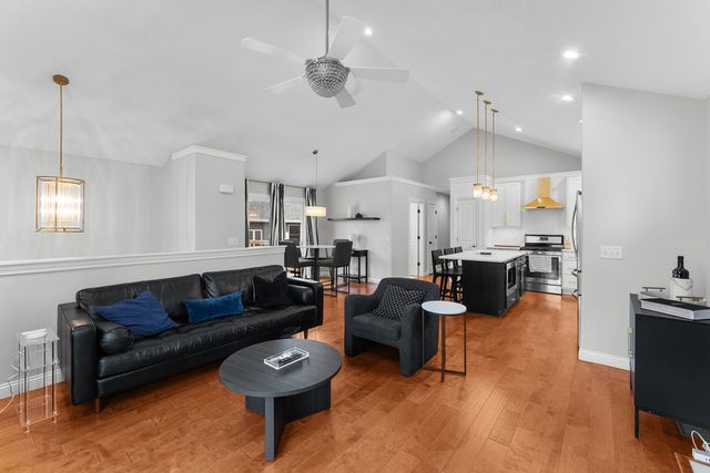 6130 Mississippi Avenue, Davenport, IA 52807