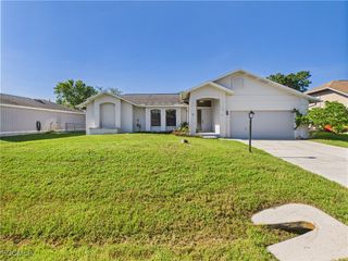 8120 Pennsylvania BLVD, Fort Myers, FL 33967