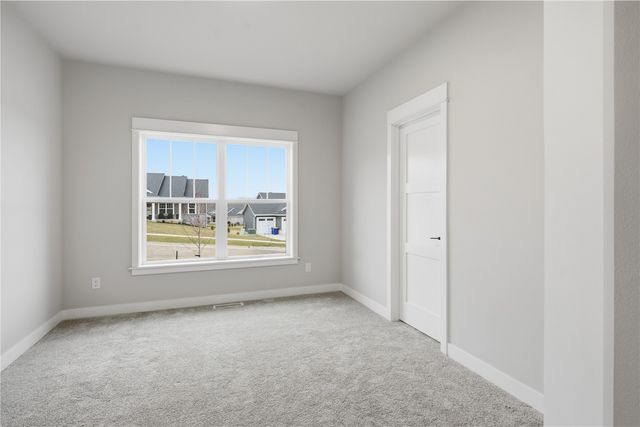 1311 E Gable Way, Tiffin, IA 52317