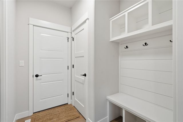 1311 E Gable Way, Tiffin, IA 52317