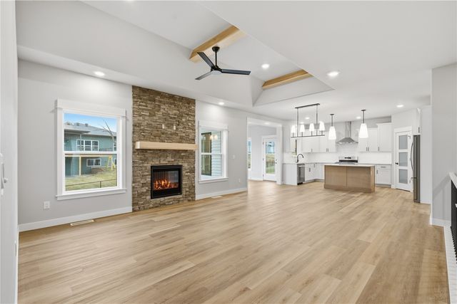 1311 E Gable Way, Tiffin, IA 52317