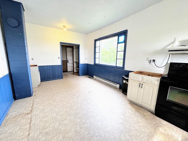 34774 400th ST St SE, Fosston, MN 56542