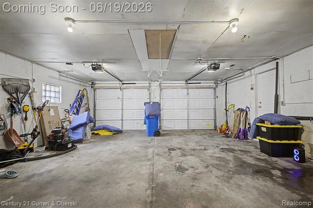30708 Palmer Boulevard, Madison Heights, MI 48071