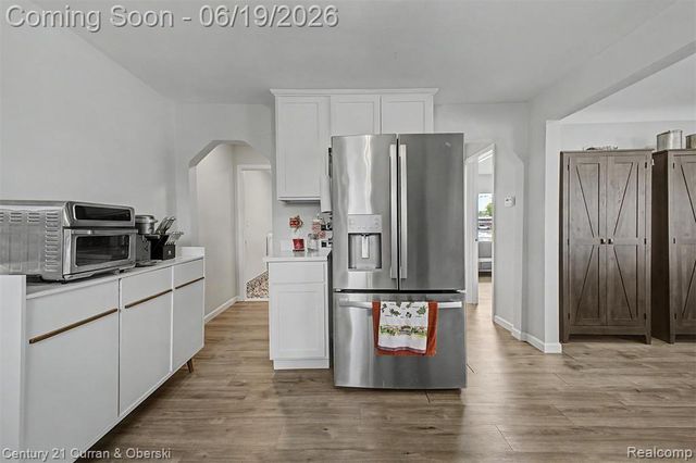 30708 Palmer Boulevard, Madison Heights, MI 48071