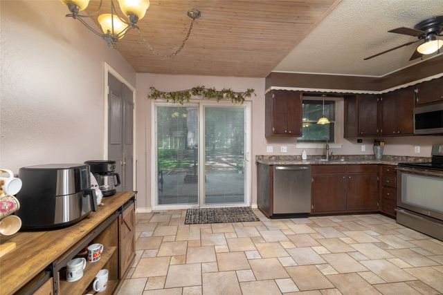 116 La Estada Drive, Weatherford, TX 76088
