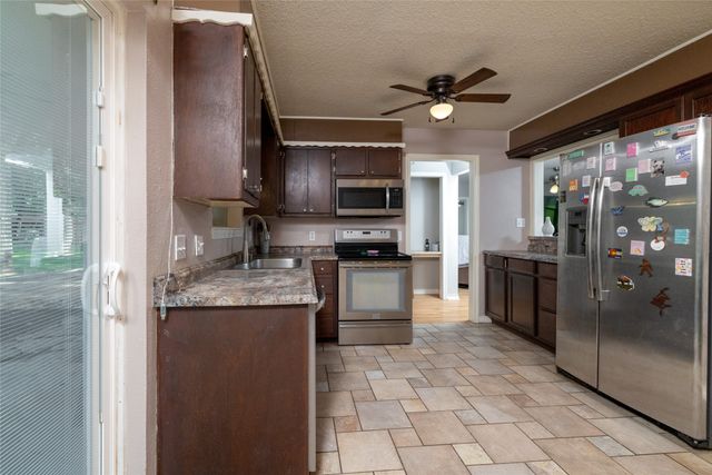 116 La Estada Drive, Weatherford, TX 76088