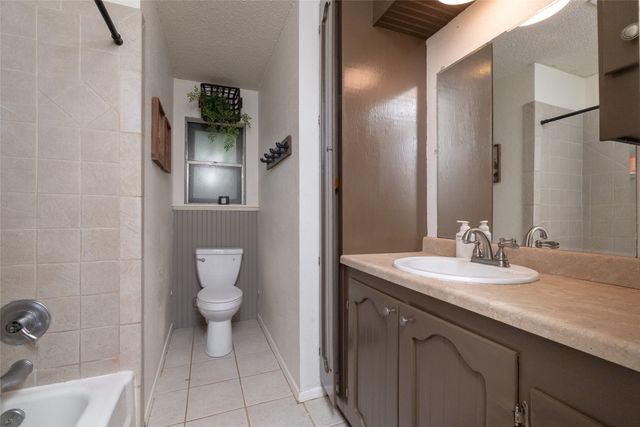 116 La Estada Drive, Weatherford, TX 76088