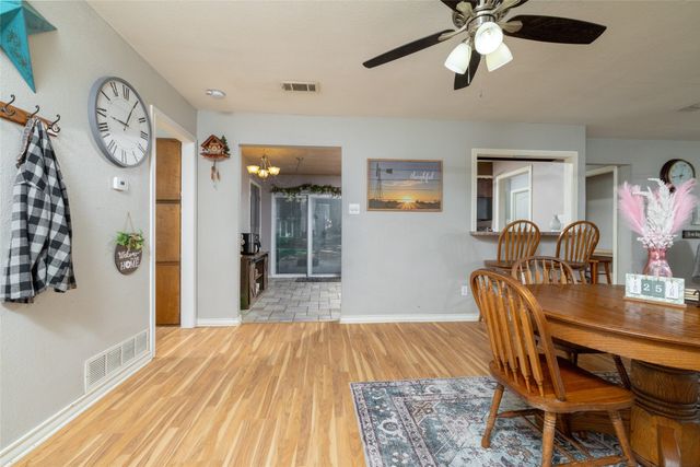 116 La Estada Drive, Weatherford, TX 76088