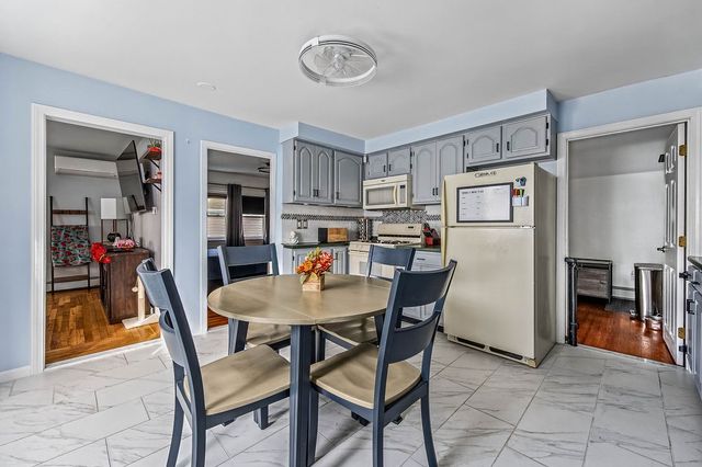114 Crown Avenue, East Providence, RI 02915