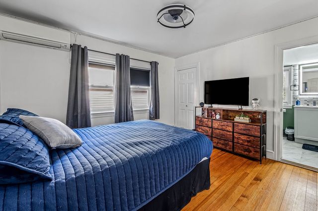 114 Crown Avenue, East Providence, RI 02915