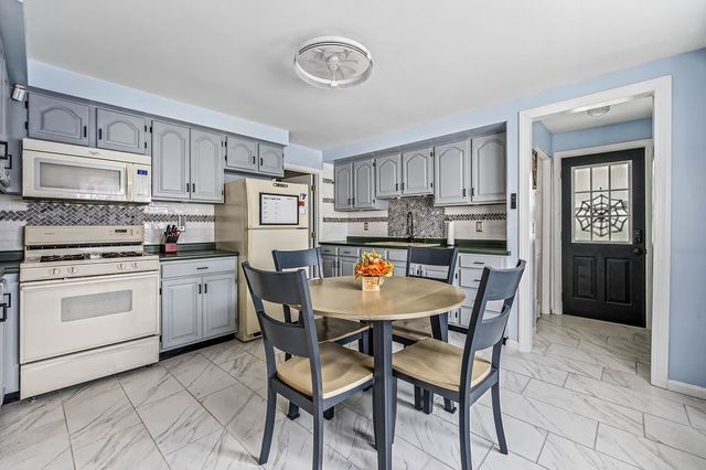 114 Crown Avenue, East Providence, RI 02915
