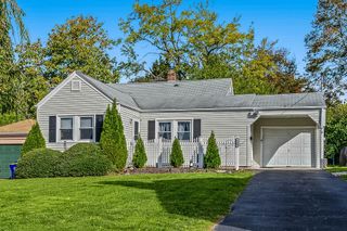 114 Crown Avenue, East Providence, RI 02915