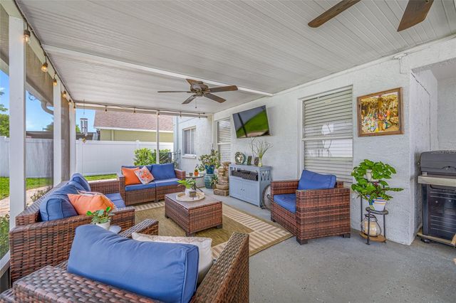 10031 CREEK BLUFF DRIVE, Riverview, FL 33578