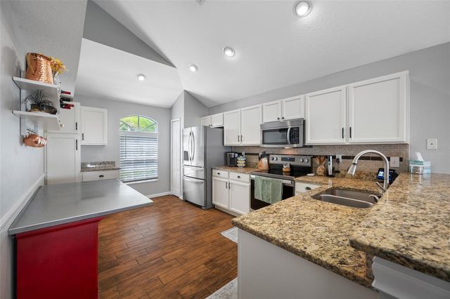 10031 CREEK BLUFF DRIVE, Riverview, FL 33578