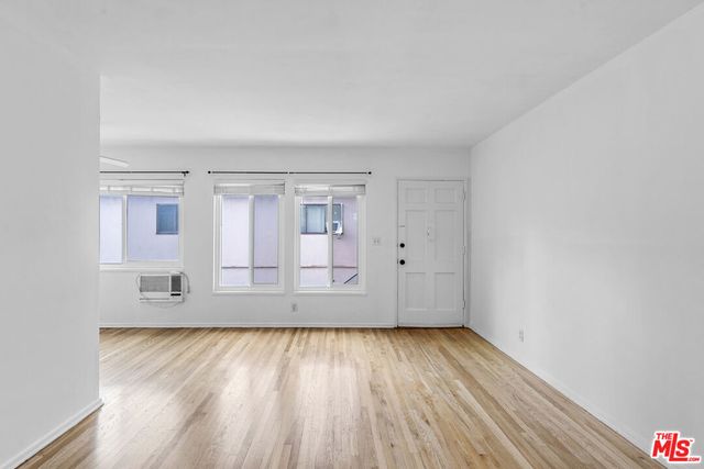 1248 Barry Avenue 7, Los Angeles, CA 90025