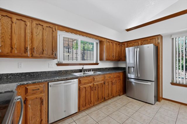 9214 Admiral Lowell Place NE, Albuquerque, NM 87111