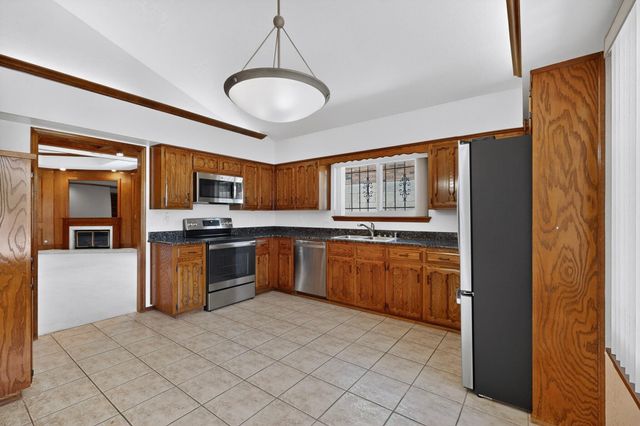 9214 Admiral Lowell Place NE, Albuquerque, NM 87111