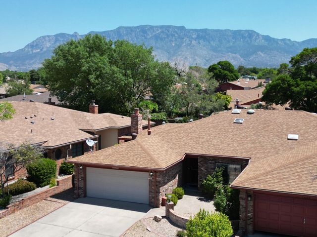 9214 Admiral Lowell Place NE, Albuquerque, NM 87111