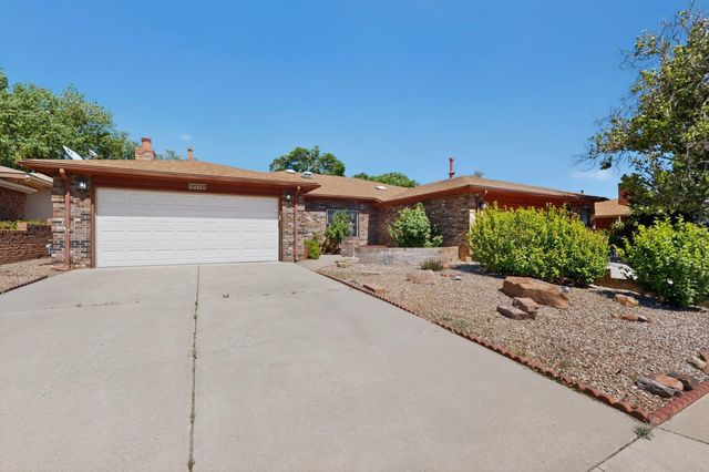 9214 Admiral Lowell Place NE, Albuquerque, NM 87111