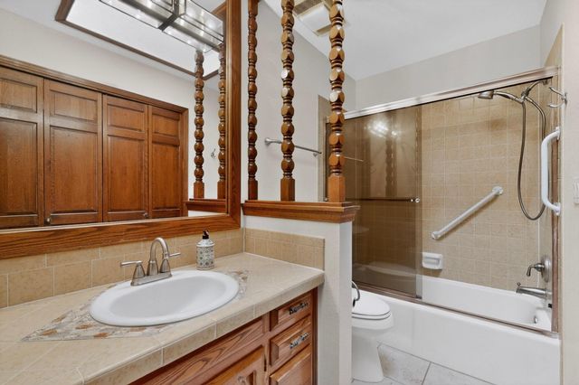 9214 Admiral Lowell Place NE, Albuquerque, NM 87111