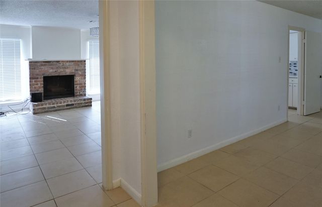 938 Greatwood Drive, Houston, TX 77013