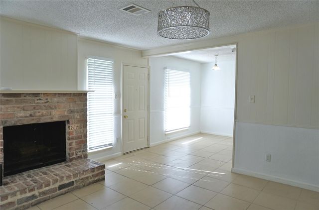 938 Greatwood Drive, Houston, TX 77013