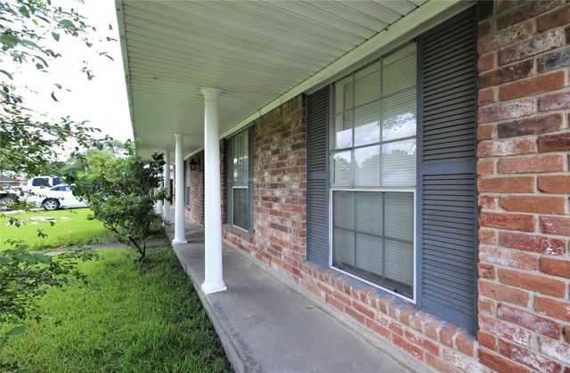 938 Greatwood Drive, Houston, TX 77013
