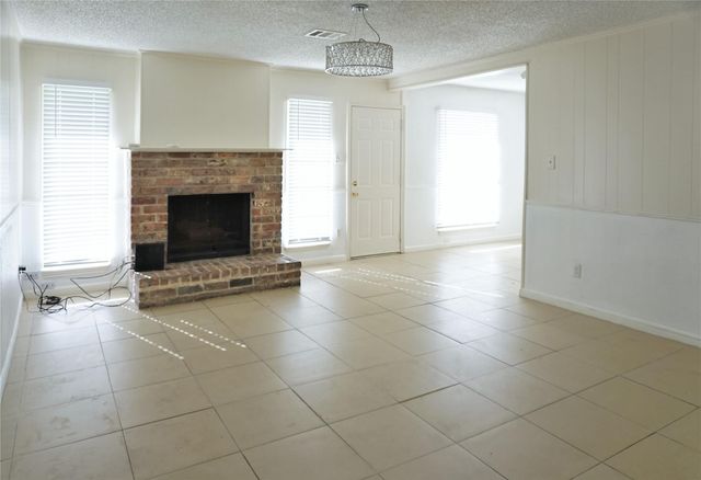 938 Greatwood Drive, Houston, TX 77013