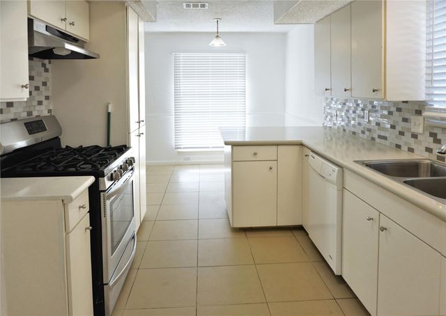 938 Greatwood Drive, Houston, TX 77013