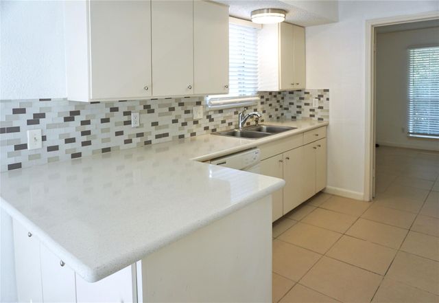 938 Greatwood Drive, Houston, TX 77013