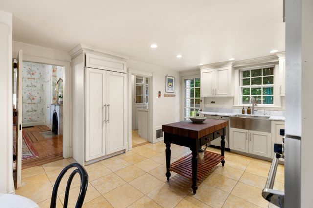 82 Old River Place, Dedham, MA 02026
