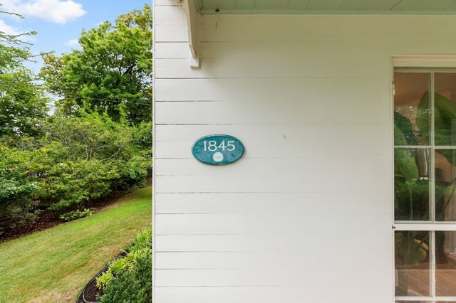 82 Old River Place, Dedham, MA 02026