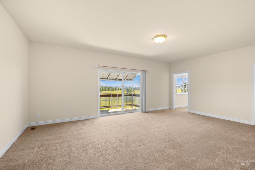 3592 Freeman Creek Rd, Lenore, ID 83541 photo 17