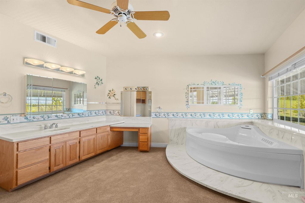 3592 Freeman Creek Rd, Lenore, ID 83541 photo 21