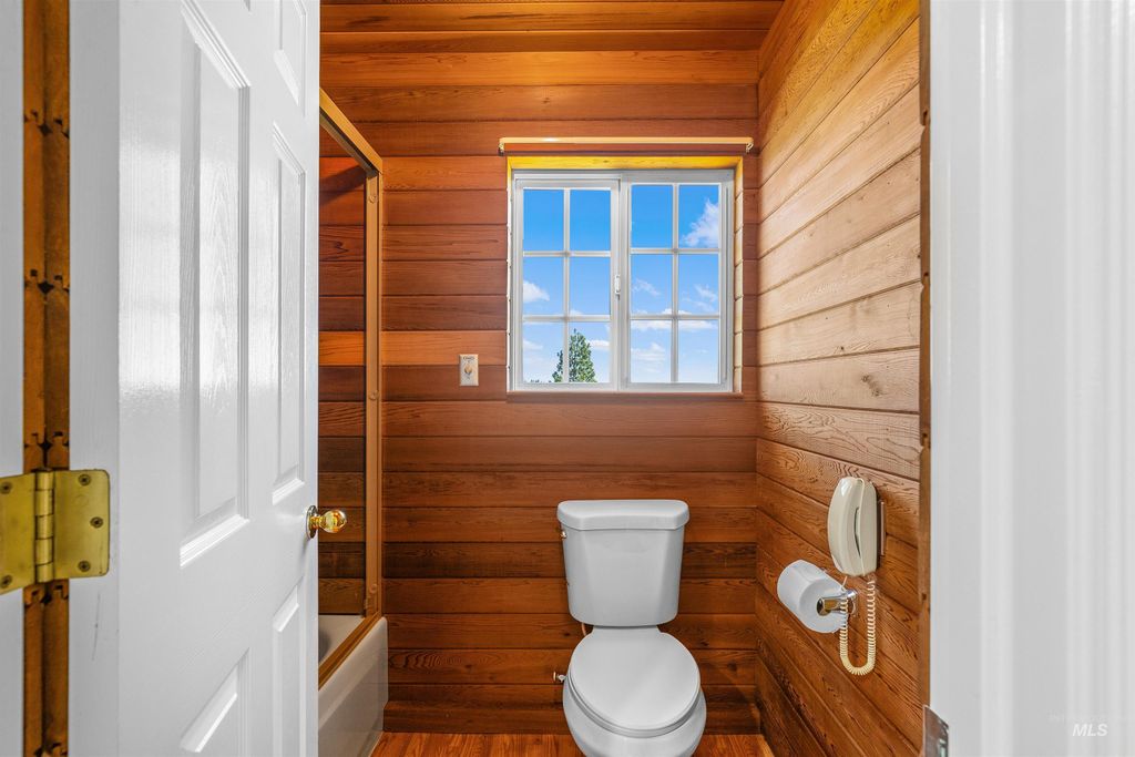 3592 Freeman Creek Rd, Lenore, ID 83541 photo 30