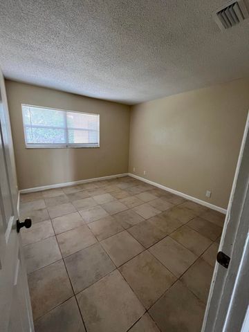 1045 Miami Boulevard, Delray Beach, FL 33483