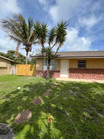 1045 Miami Boulevard, Delray Beach, FL 33483