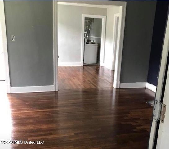 402 Lexington Avenue, Jackson, MS 39209