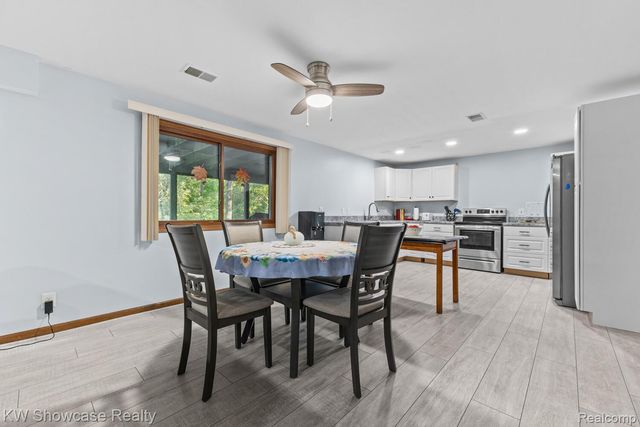 6138 Sundance Trail, Genoa Township, MI 48116