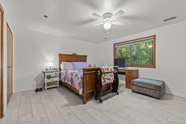 6138 Sundance Trail, Genoa Township, MI 48116