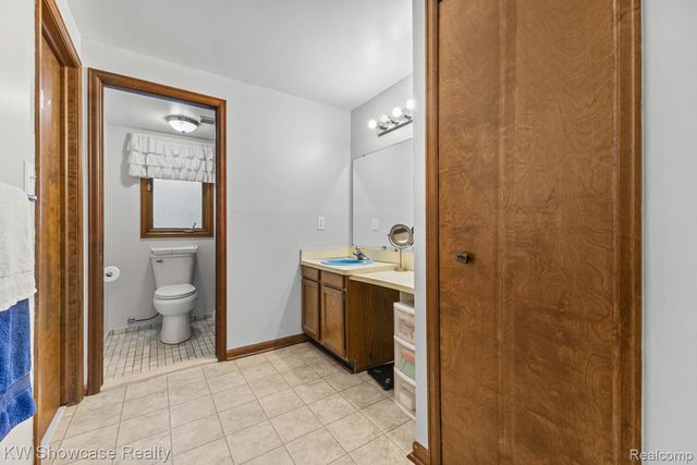 6138 Sundance Trail, Genoa Township, MI 48116