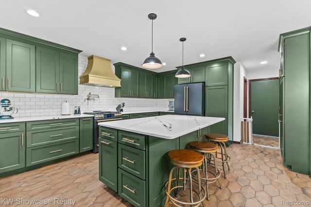 6138 Sundance Trail, Genoa Township, MI 48116