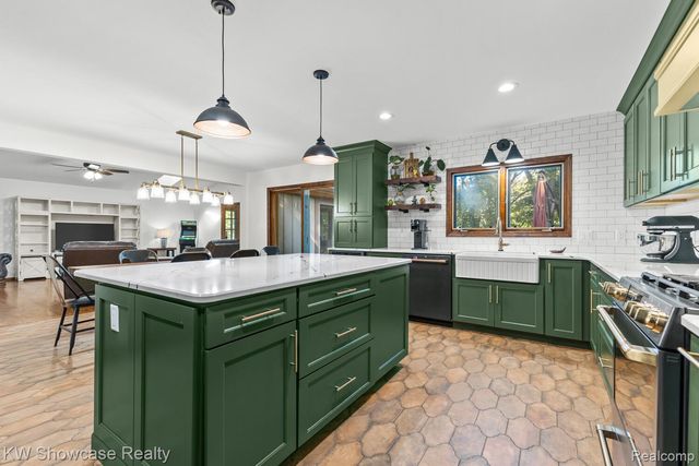 6138 Sundance Trail, Genoa Township, MI 48116