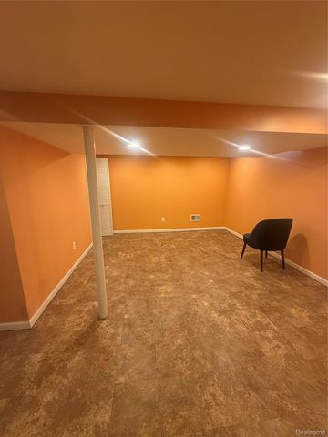 24706 Bashian Drive, Novi, MI 48375