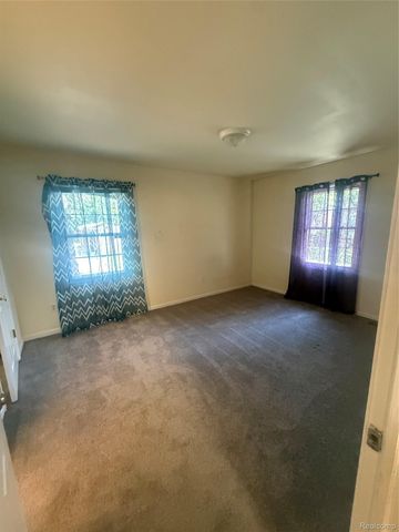 24706 Bashian Drive, Novi, MI 48375
