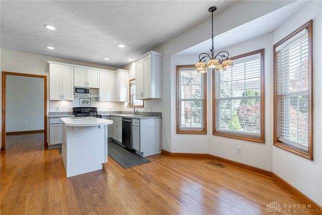 320 Springmill Drive, Springboro, OH 45066