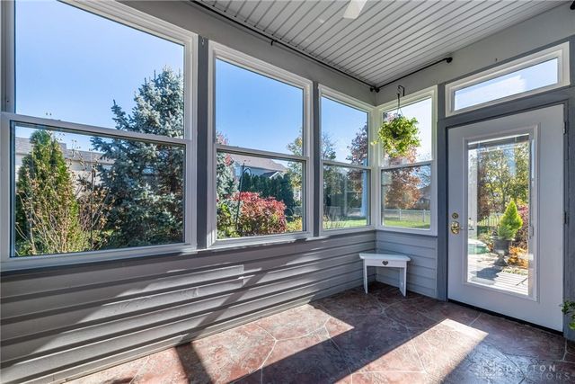 320 Springmill Drive, Springboro, OH 45066