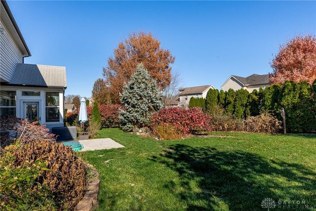 320 Springmill Drive, Springboro, OH 45066