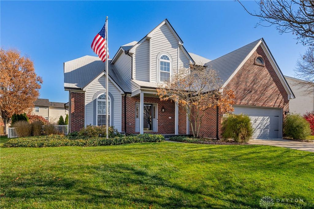 320 Springmill Drive, Springboro, OH 45066